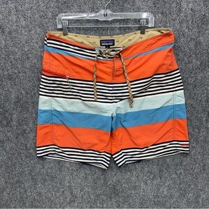 Patagonia Common Threads Stripes Mens Size 36X8 Swimming Board Shorts 86620SP16